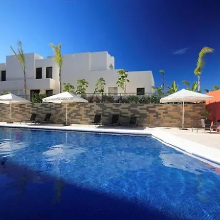 Samara 20 Luxury Gym Pools Panoramic Views Apartment